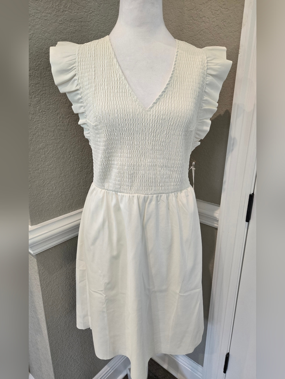 Cato Women's Cream Smocked V-Neck Ruffle Sleeve Faux Leather Mini Dress, Medium